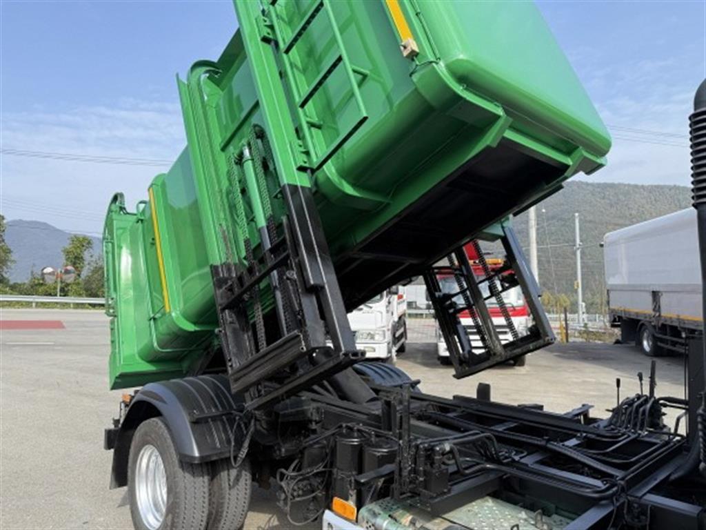 현대 음식물차 메가트럭 5톤 11