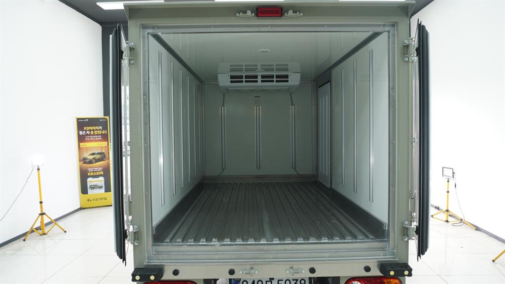 현대 포터2 1톤 냉동탑 LPG 5