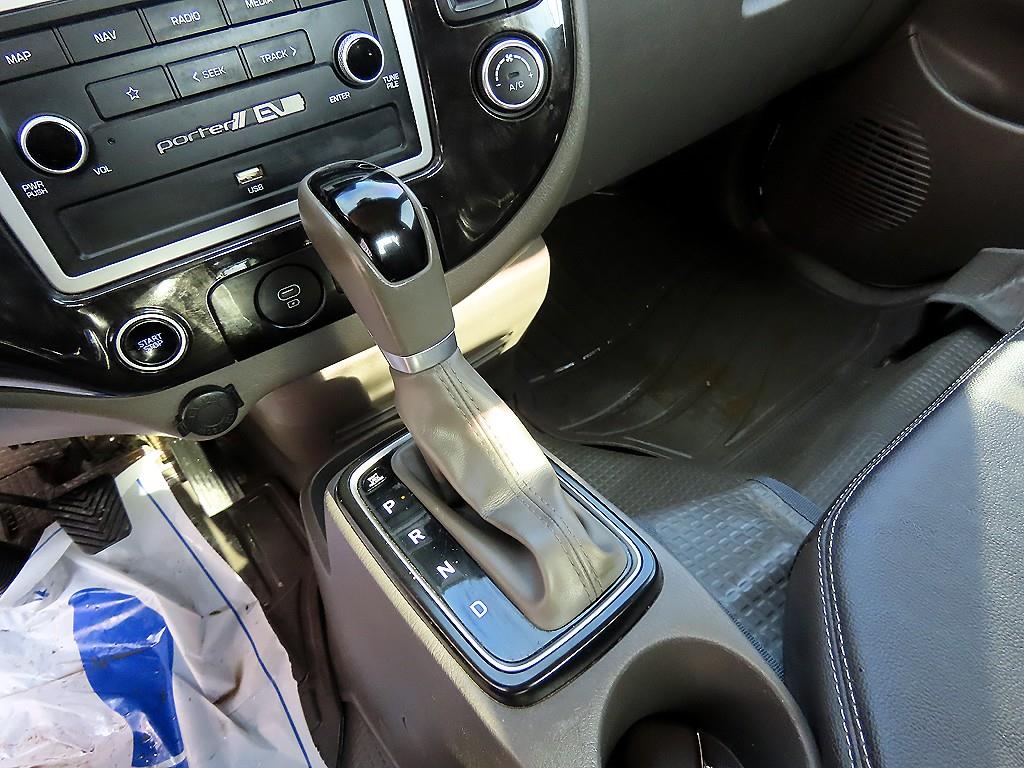 현대 포터2 1톤 카고 전기 9