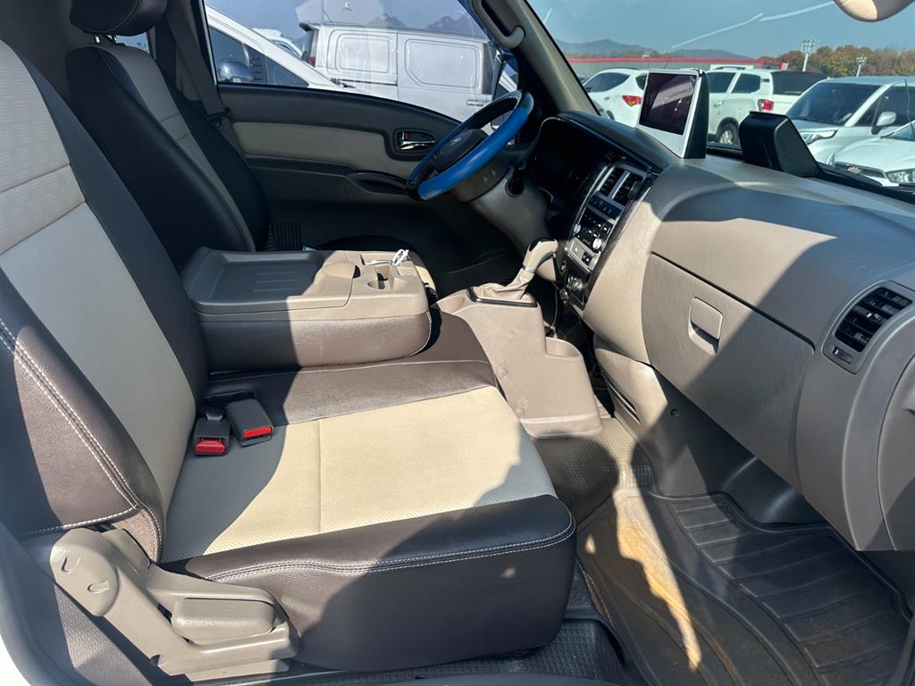 현대 포터2 1톤 카고 LPG 13