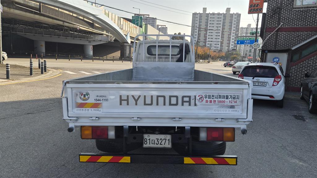 현대 이마이티 2.5톤 카고 4