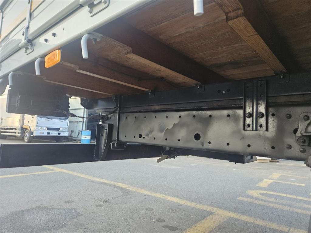 현대 메가트럭 단바리 카고 5톤 수동 12