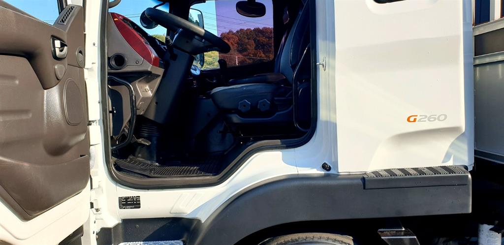 현대 메가트럭 260 단바리 카고 5톤 수동 6