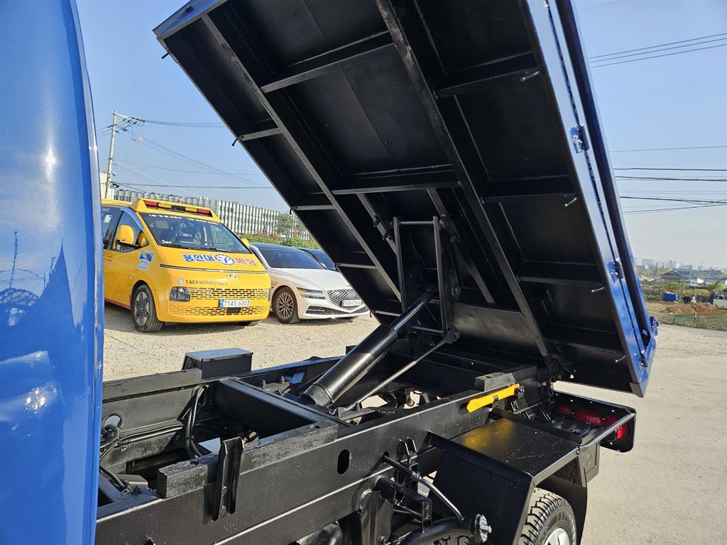 현대 포터2 화물덤프 1톤 8