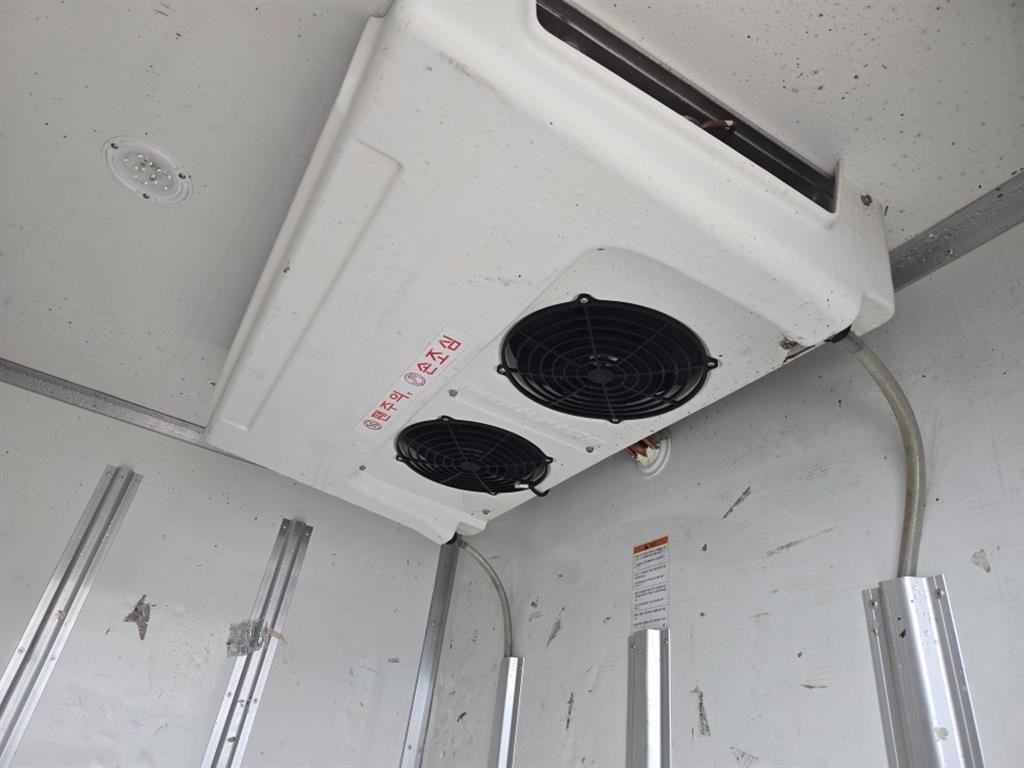 현대 포터2 1톤 냉동탑 7