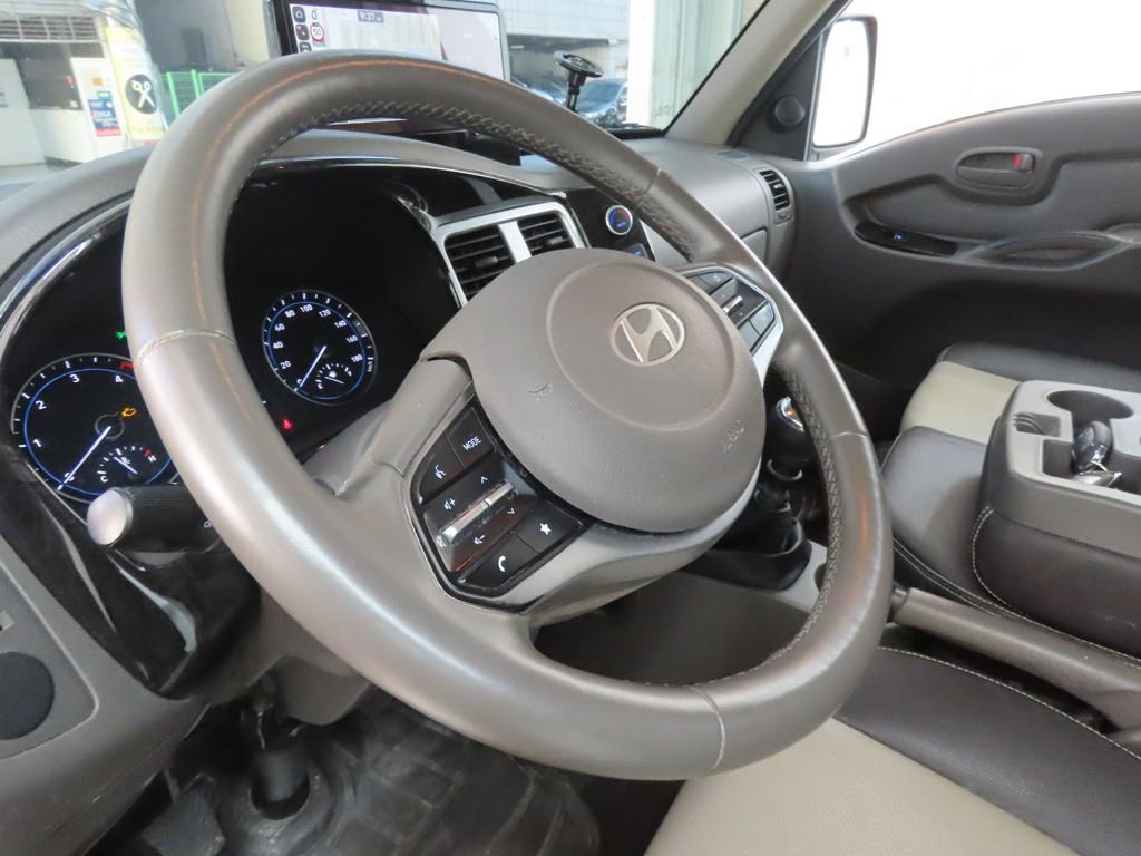 현대 포터2 1톤 카고 LPG 13