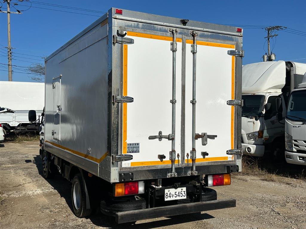 현대 마이티큐티 2.5톤 냉동탑 17