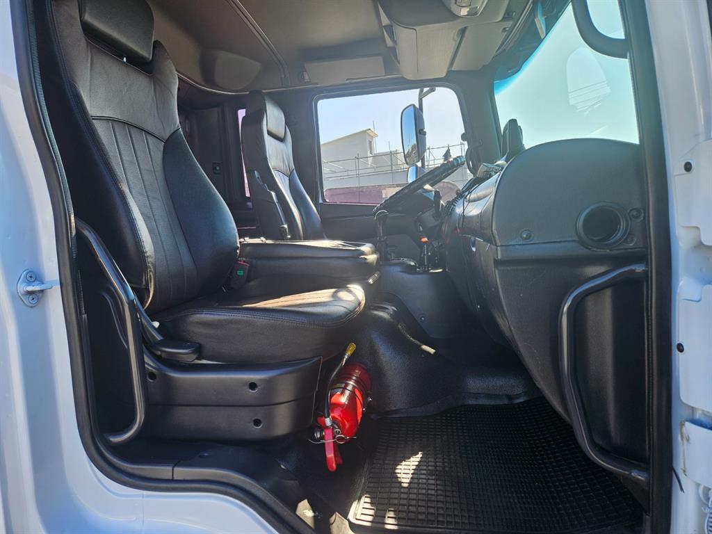 현대 메가트럭 280 카고 7.5톤 수동 9