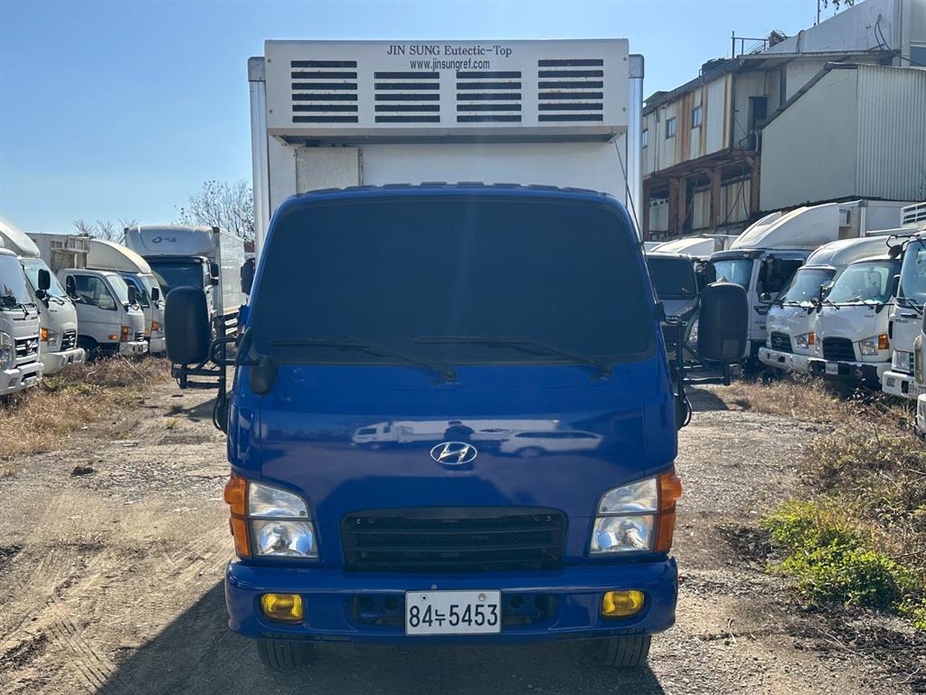 현대 마이티큐티 2.5톤 냉동탑 1