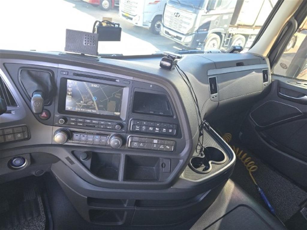 현대 엑시언트 540 상승윙바디 25톤 오토 13