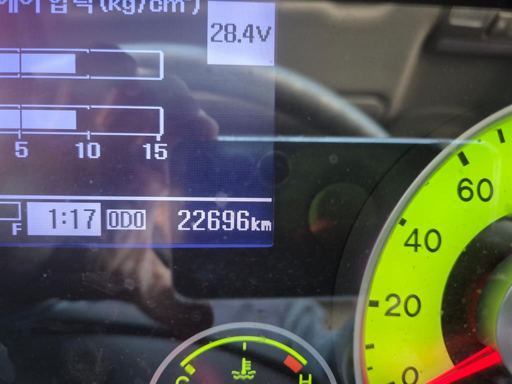 현대 카고크레인 동해기계항공 메가트럭 5톤 16