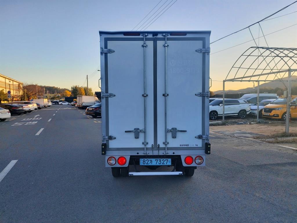 기아 봉고3 1톤 표준탑 전기 3