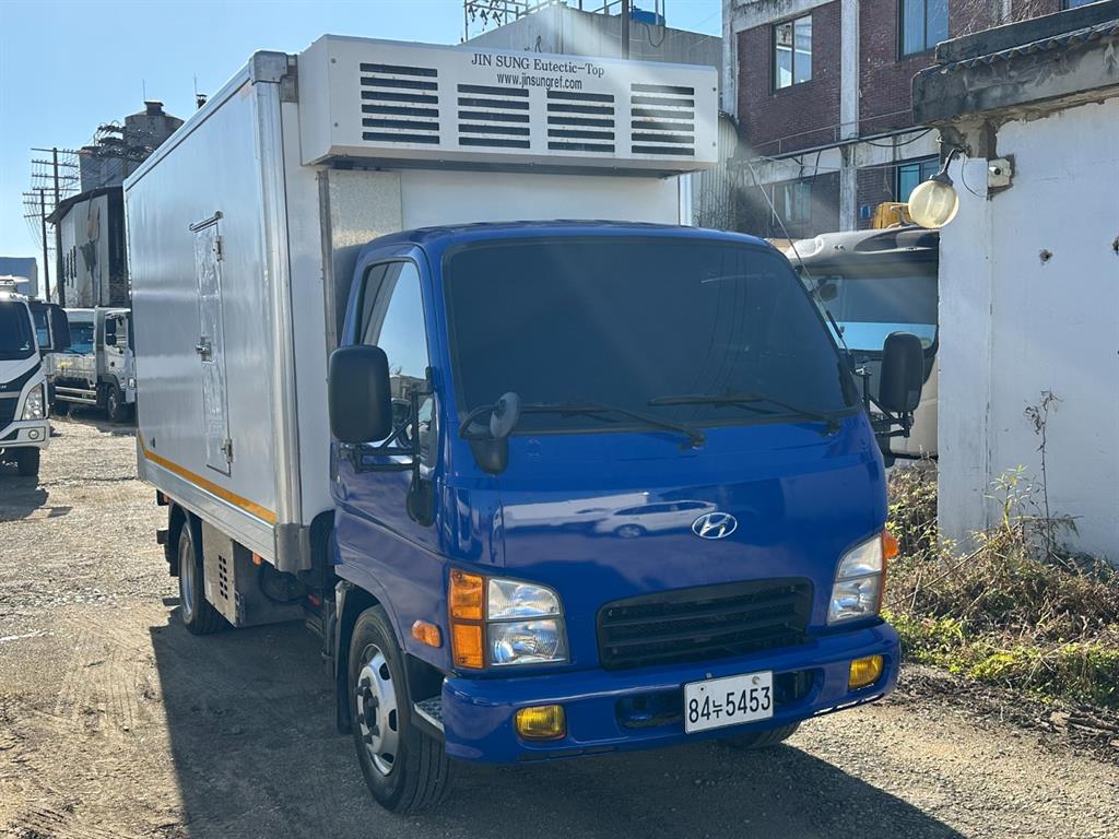 현대 마이티큐티 2.5톤 냉동탑 2