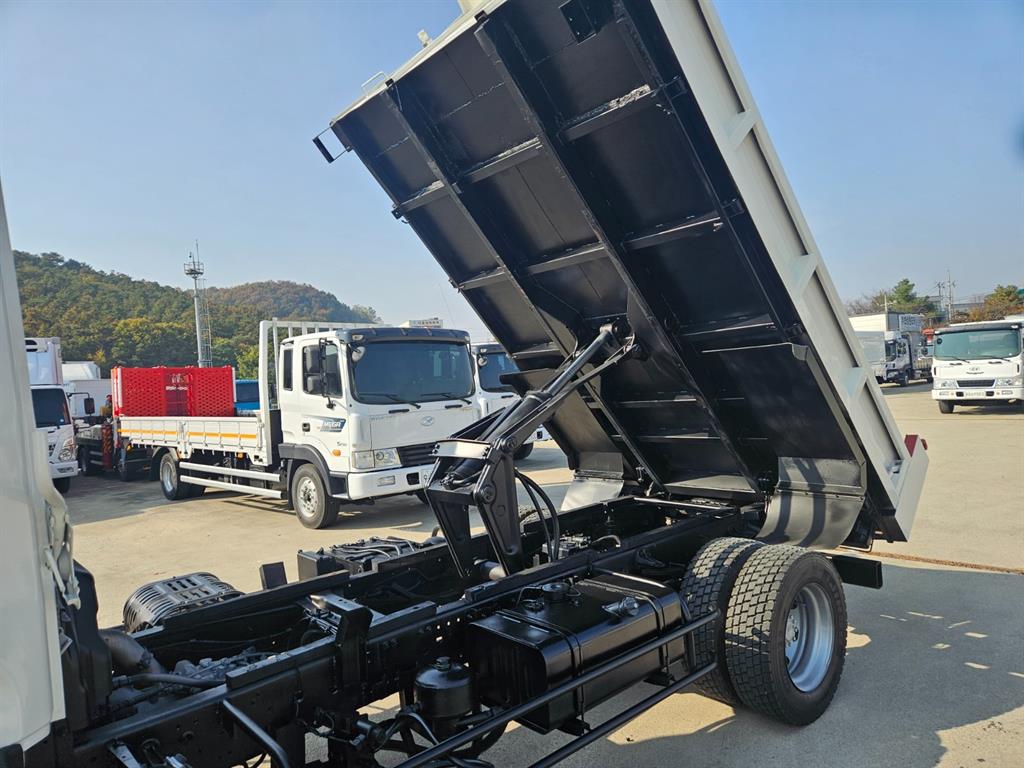 현대 메가트럭 화물덤프 5톤 9