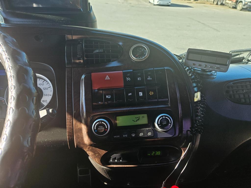 현대 메가트럭 280 카고 7.5톤 수동 12