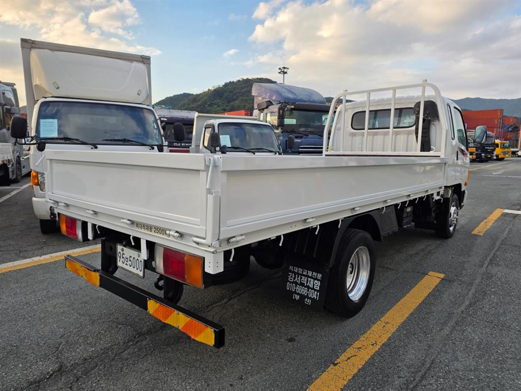 현대 이마이티 2.5톤 카고 장축 2