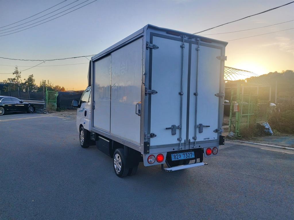 기아 봉고3 1톤 표준탑 전기 4