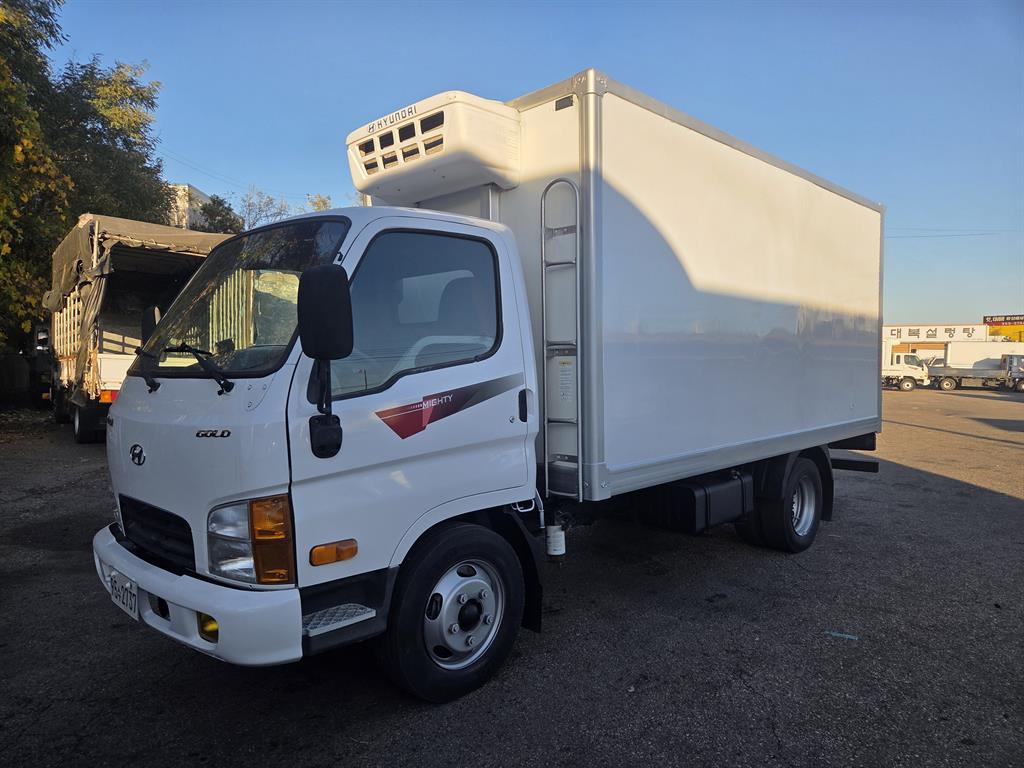 현대 마이티큐티 2.5톤 냉동탑 0