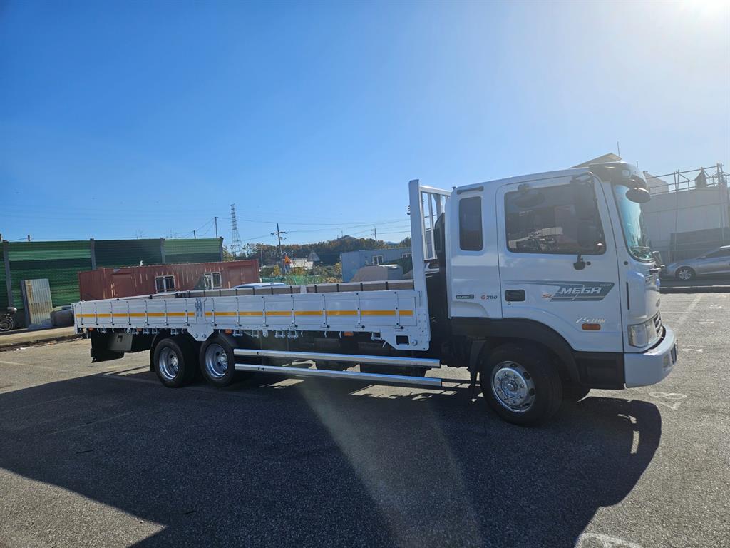 현대 메가트럭 280 카고 7.5톤 수동 2