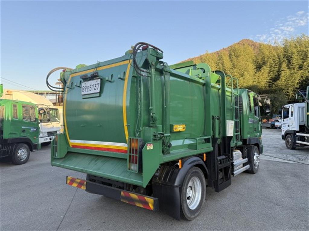 현대 음식물차 메가트럭 5톤 6