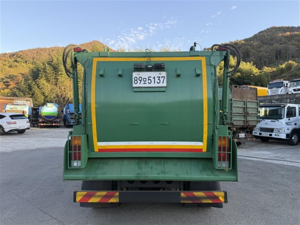 현대 음식물차 메가트럭 5톤 7