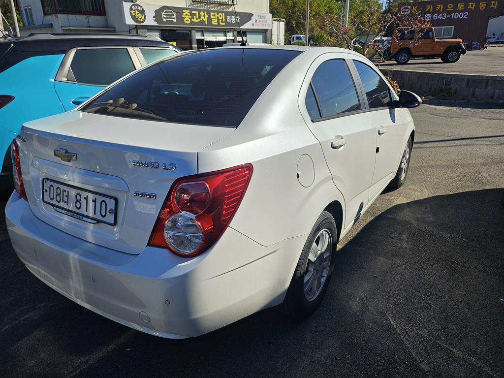 Chevrolet Aveo 1.4 Turbo L STAR 5
