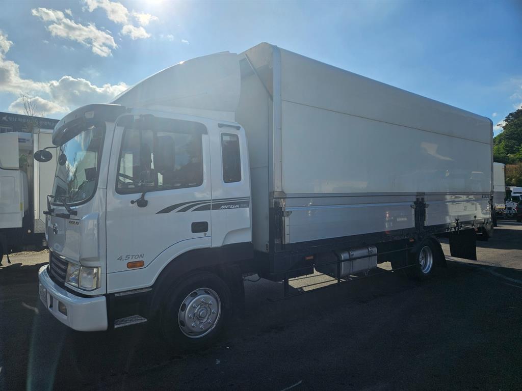 현대 메가트럭 단바리 윙바디 4.5톤 수동 2