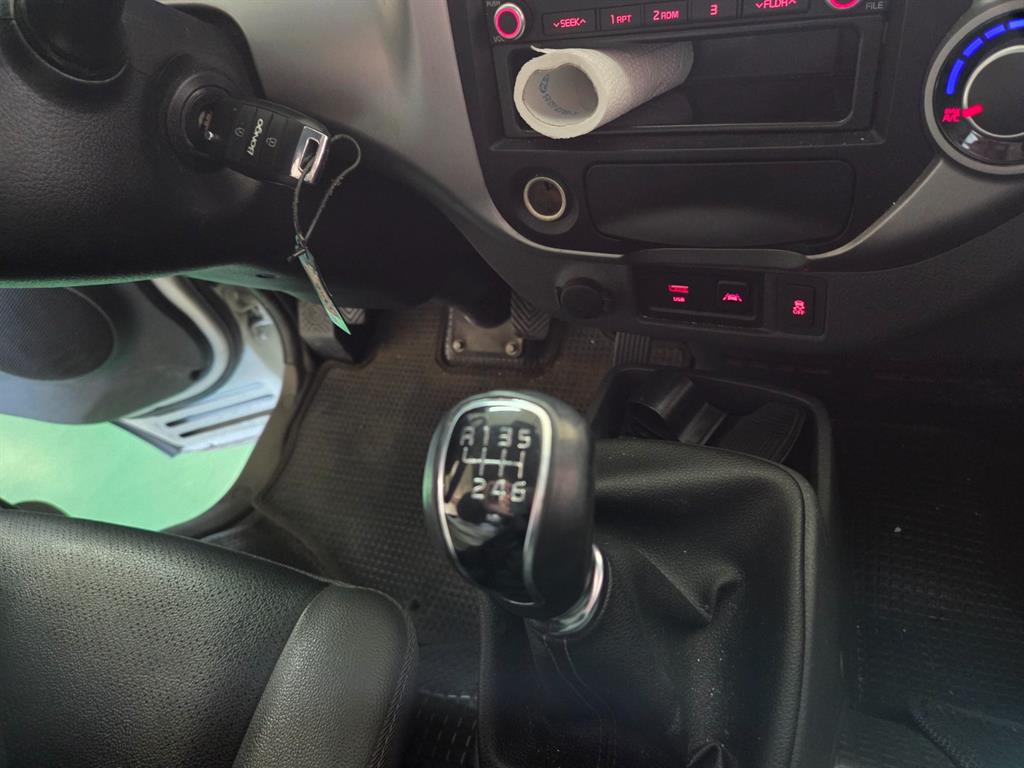 기아 봉고3 1.2톤 카고 10