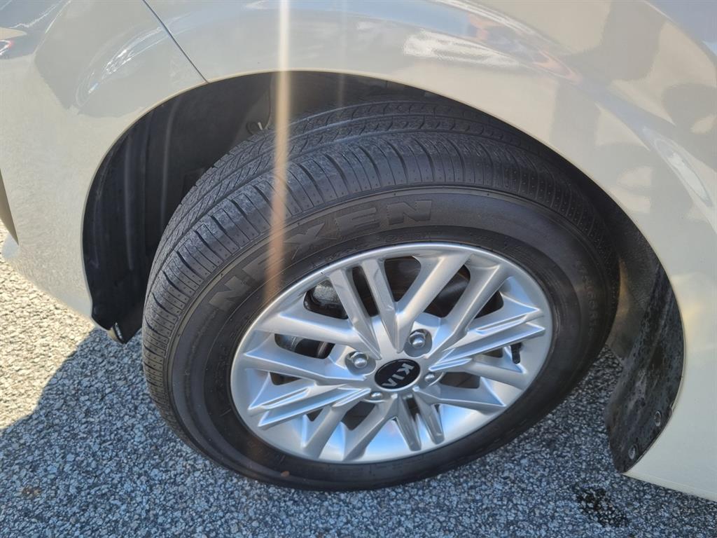 Kia Morning Prestige 8