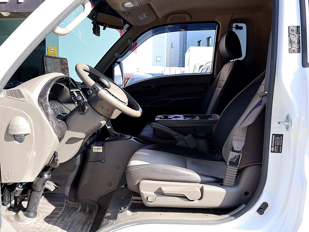 현대 포터2 1톤 냉동탑 LPG 4