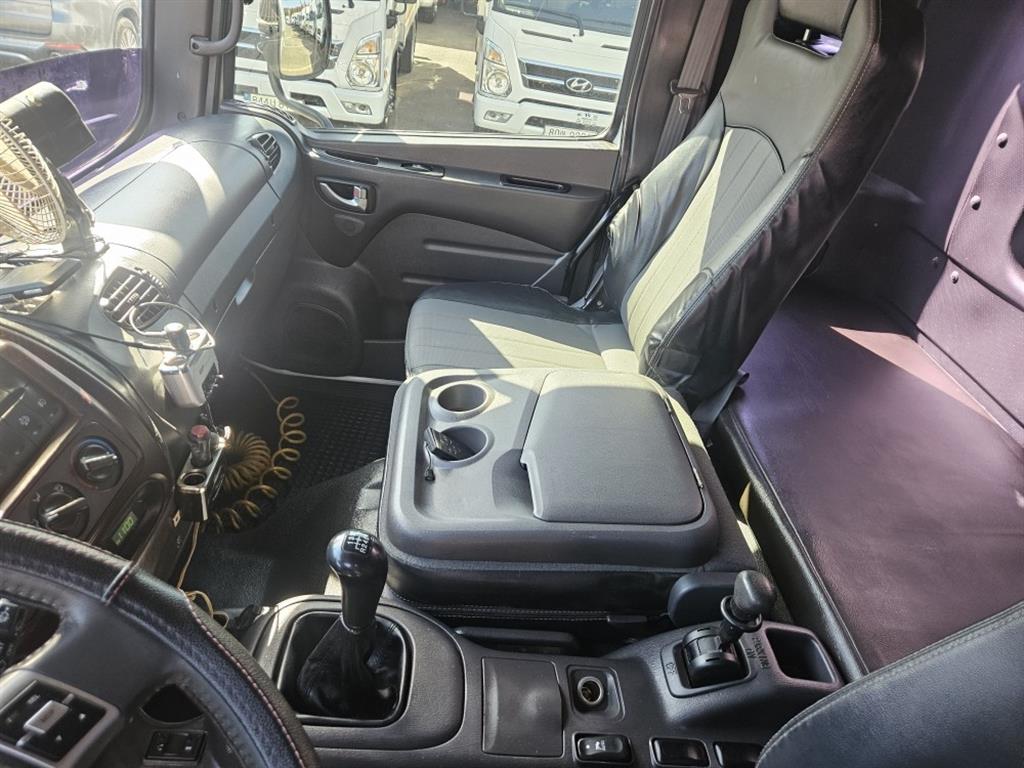 현대 메가트럭 윙바디 6.5톤 수동 10