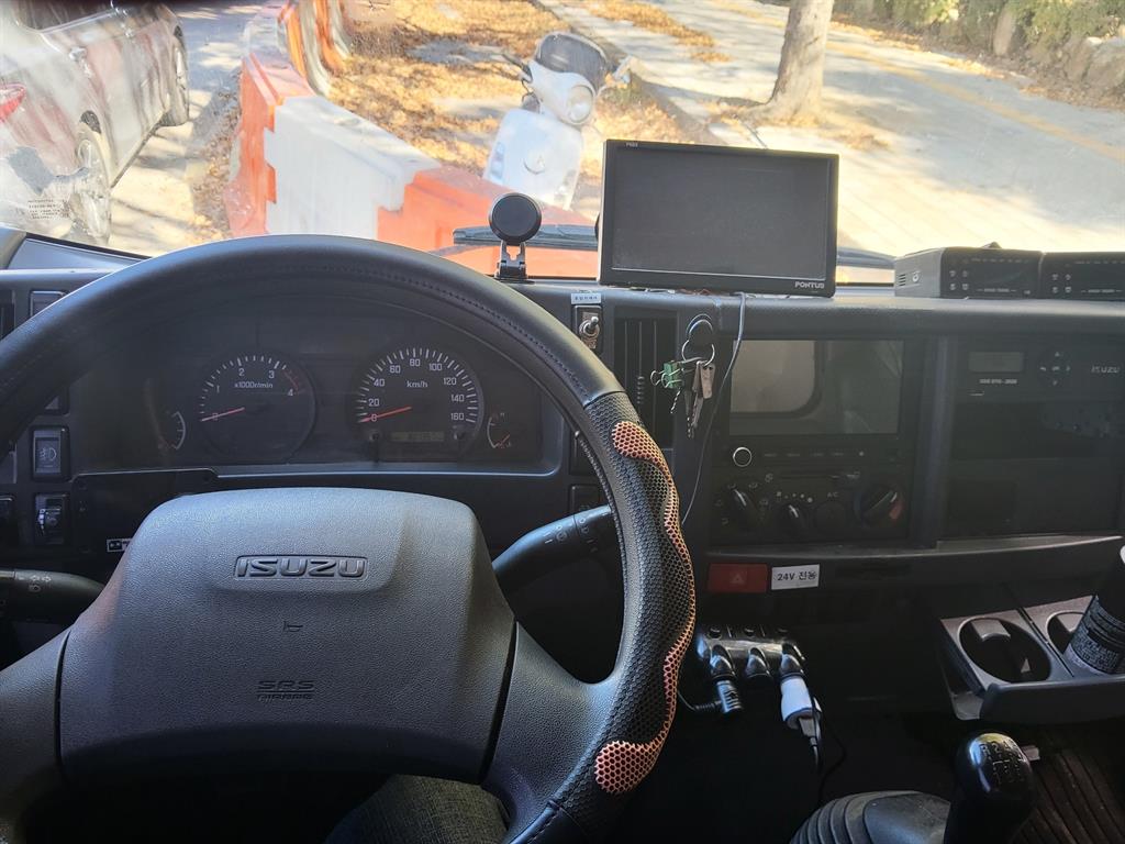 이스즈 엘프 3.5톤 냉동탑 2