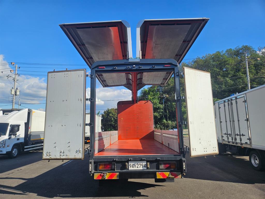 현대 메가트럭 단바리 윙바디 4.5톤 수동 10