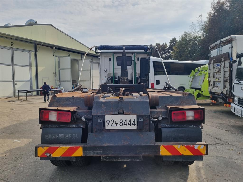 현대 엑시언트 암롤 24톤 오토 4