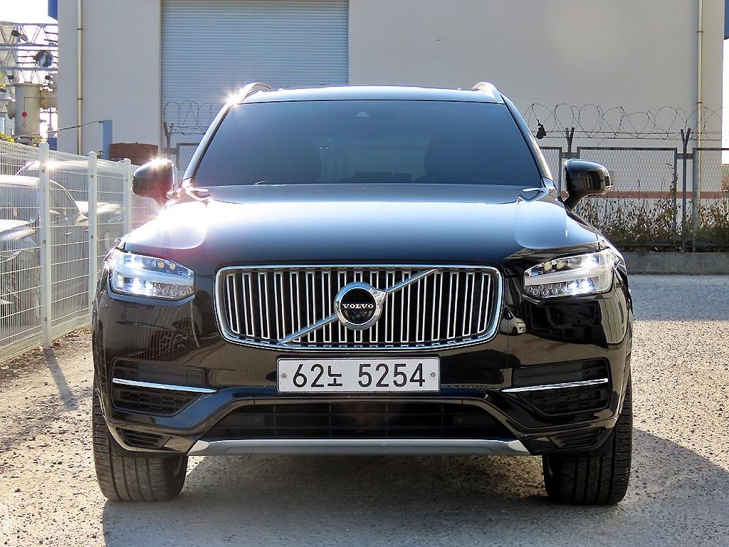 XC90 2세대 2.0 T8 AWD 인스크립션 2017년식