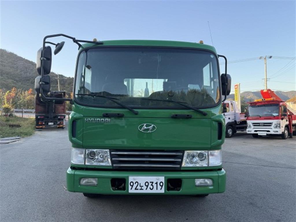 현대 메가트럭 암롤 5톤 수동 단바리 2