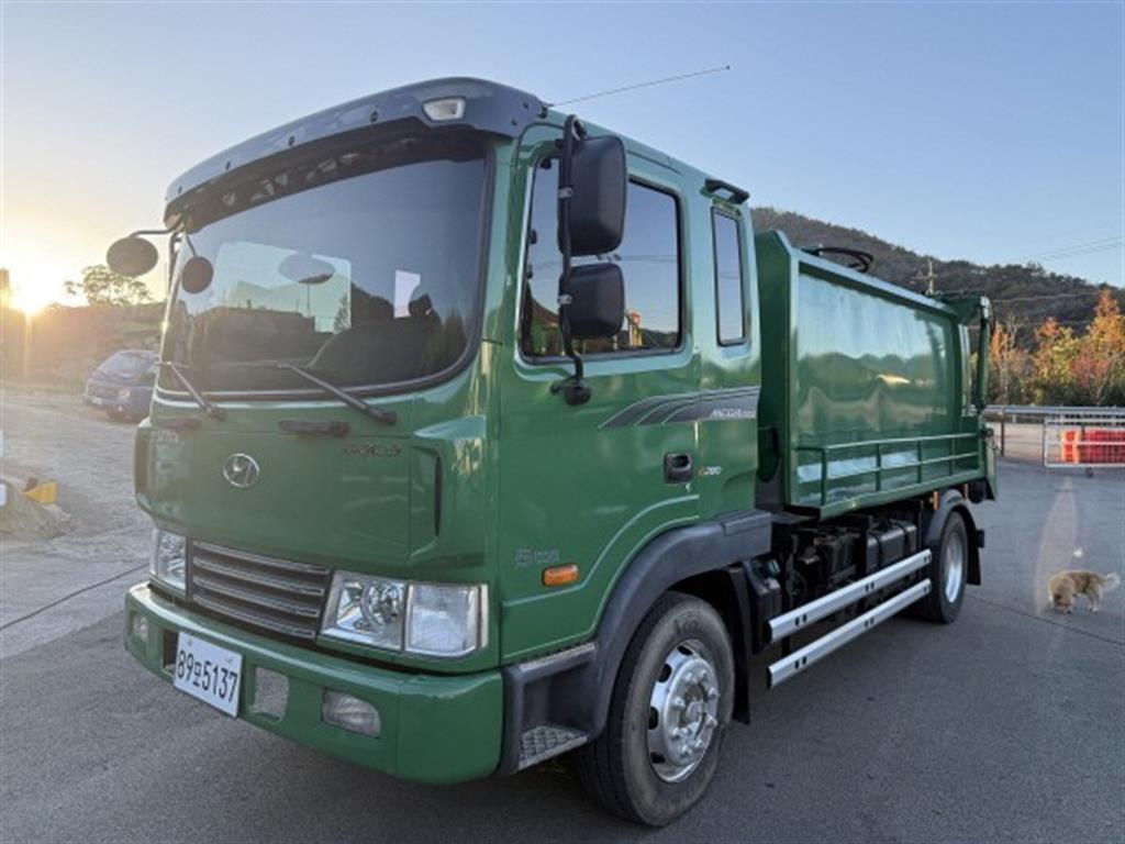 현대 음식물차 메가트럭 5톤 0