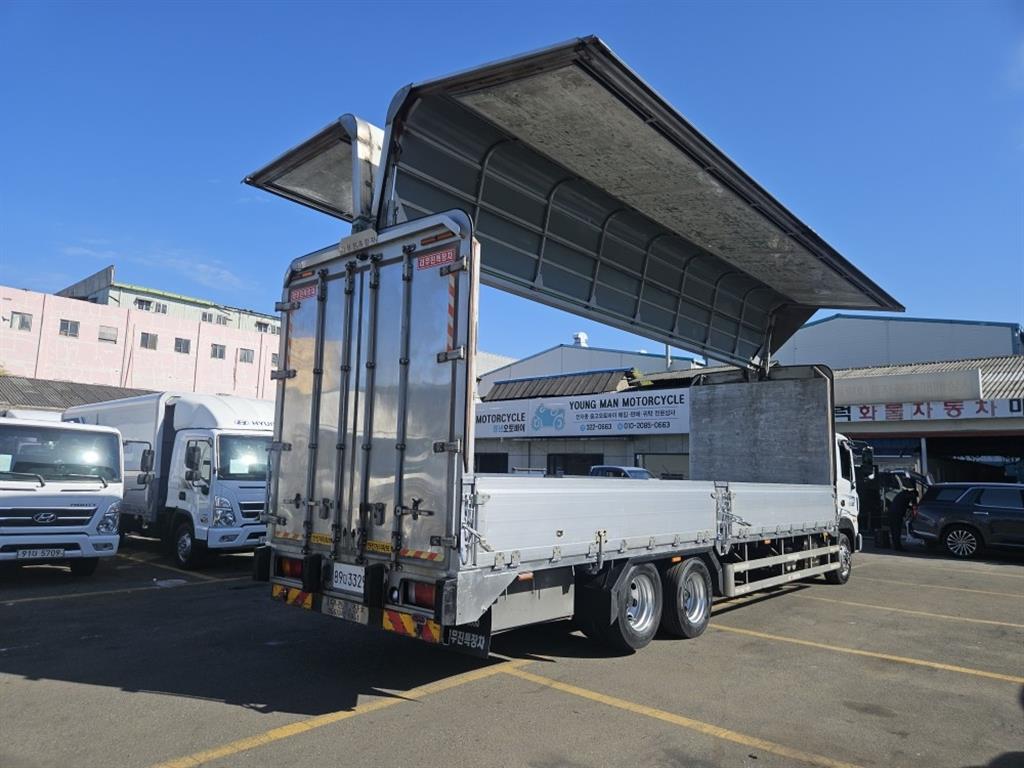 현대 메가트럭 윙바디 6.5톤 수동 3