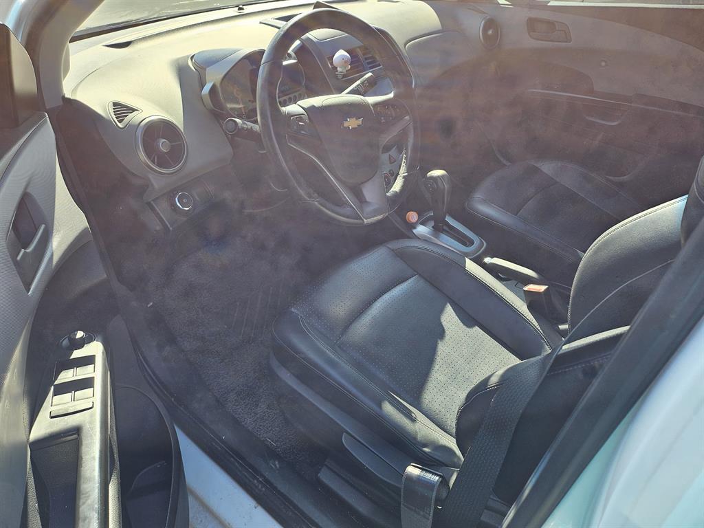 Chevrolet Aveo 1.4 Turbo L STAR 8