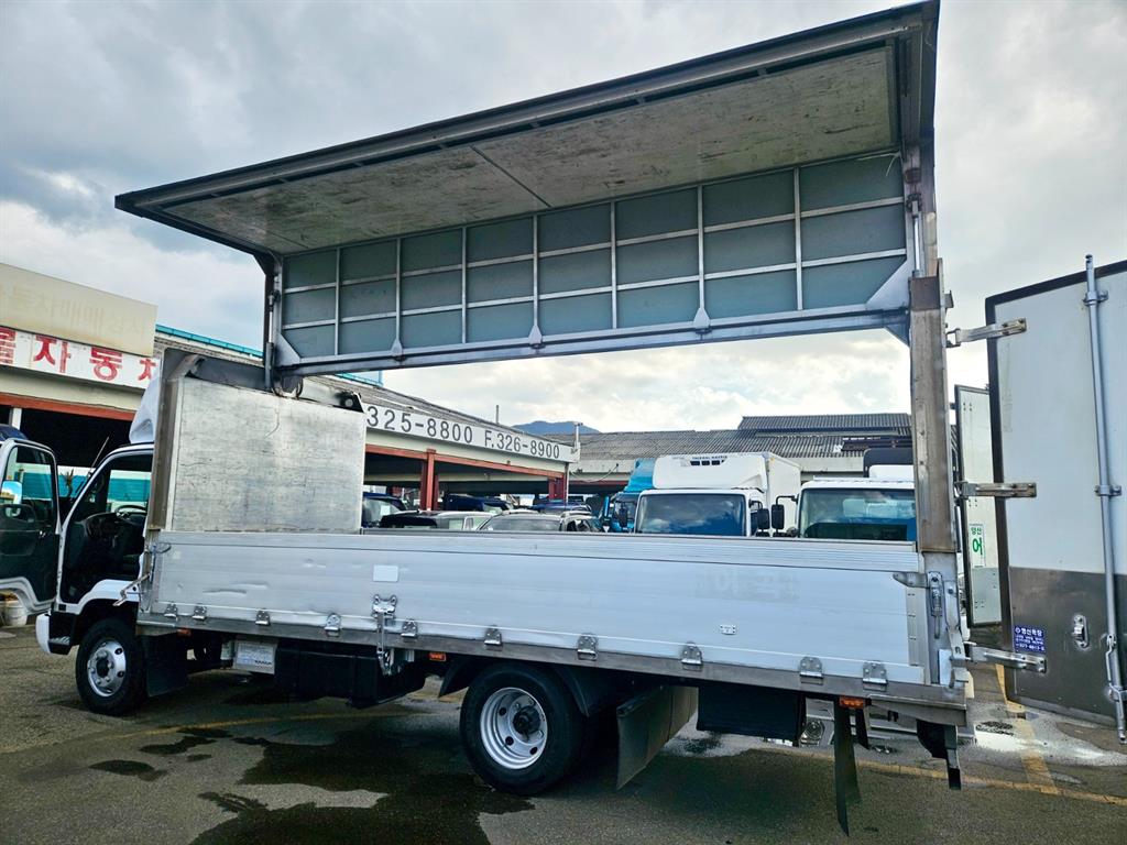 현대 이마이티 2.4톤 윙바디 일반캡 8