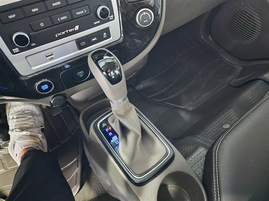 현대 포터2 1톤 카고 LPG 11