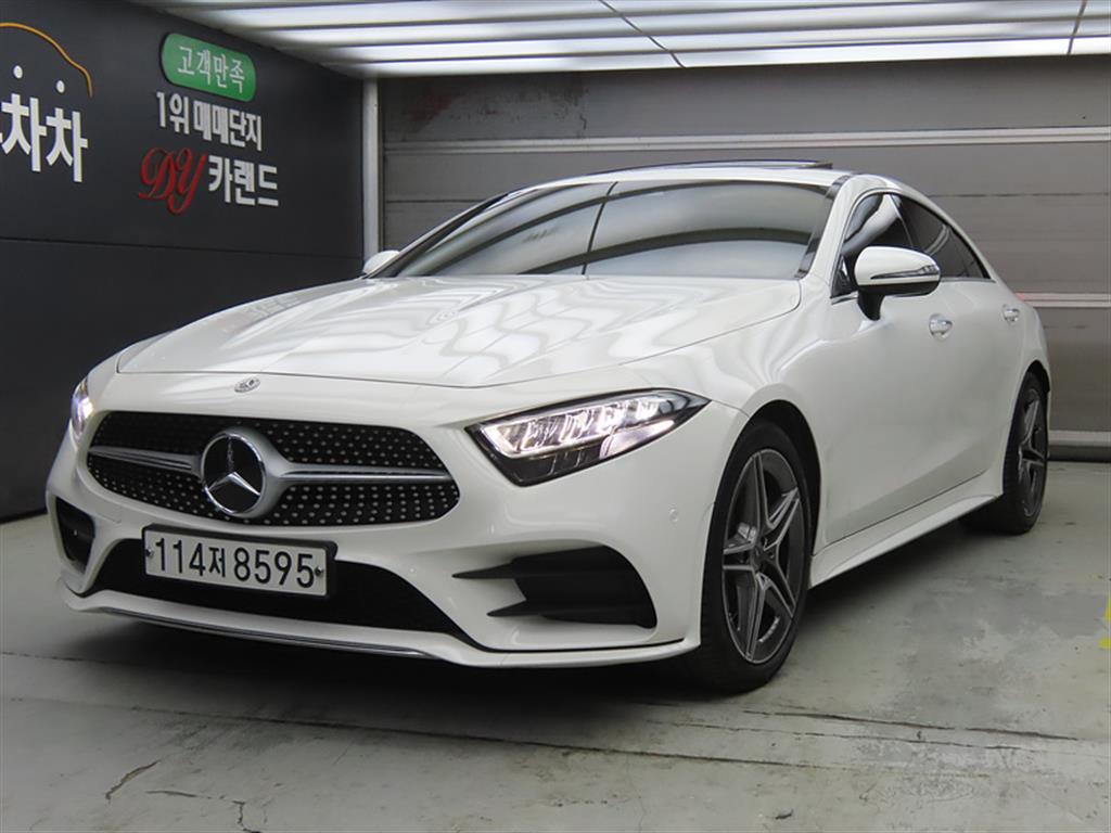 Mercedes-Benz CLS-Class CLS300d AMG Line