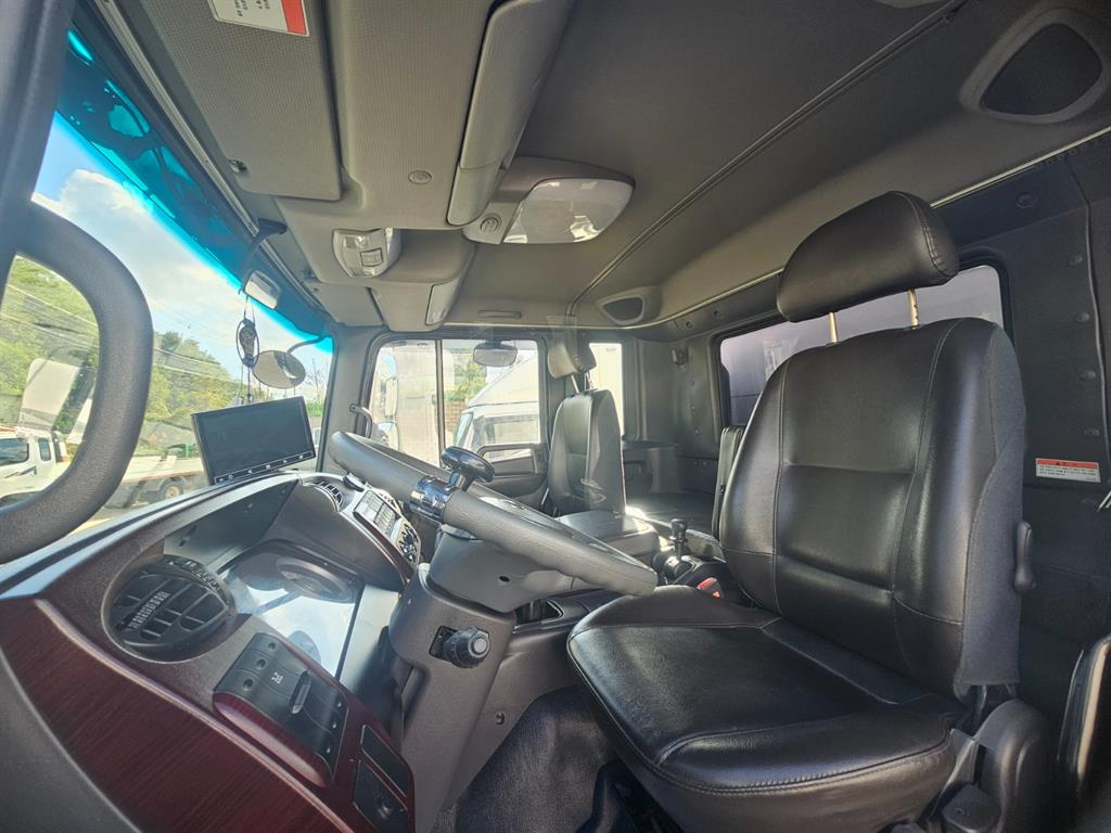 현대 메가트럭 단바리 윙바디 4.5톤 수동 12