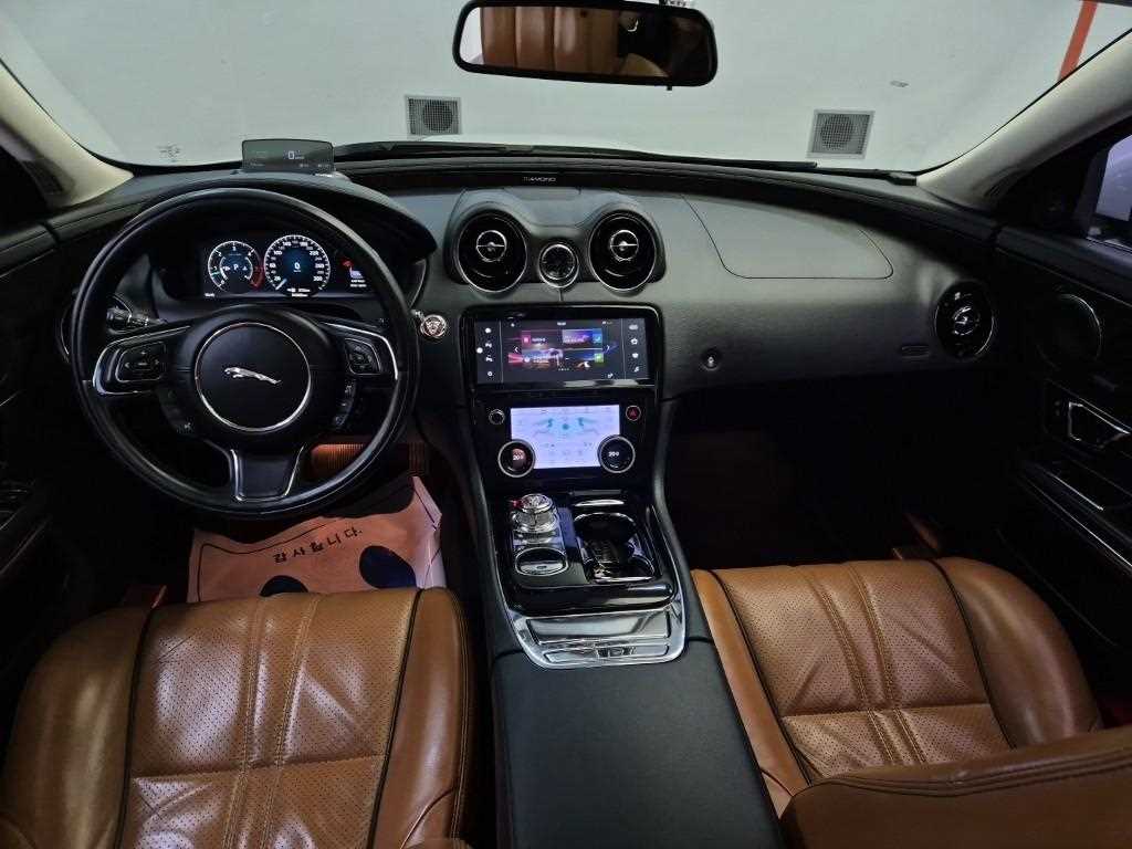 Jaguar XJ 3.0D Limited Edition 8