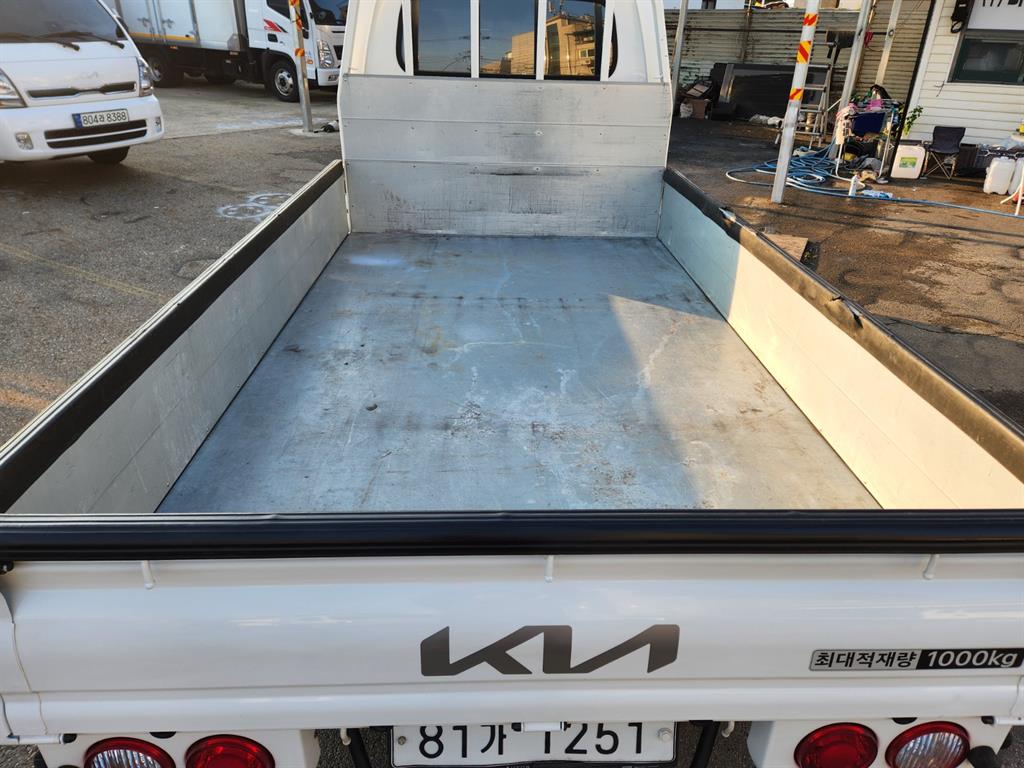 기아 봉고3 1톤 카고 8