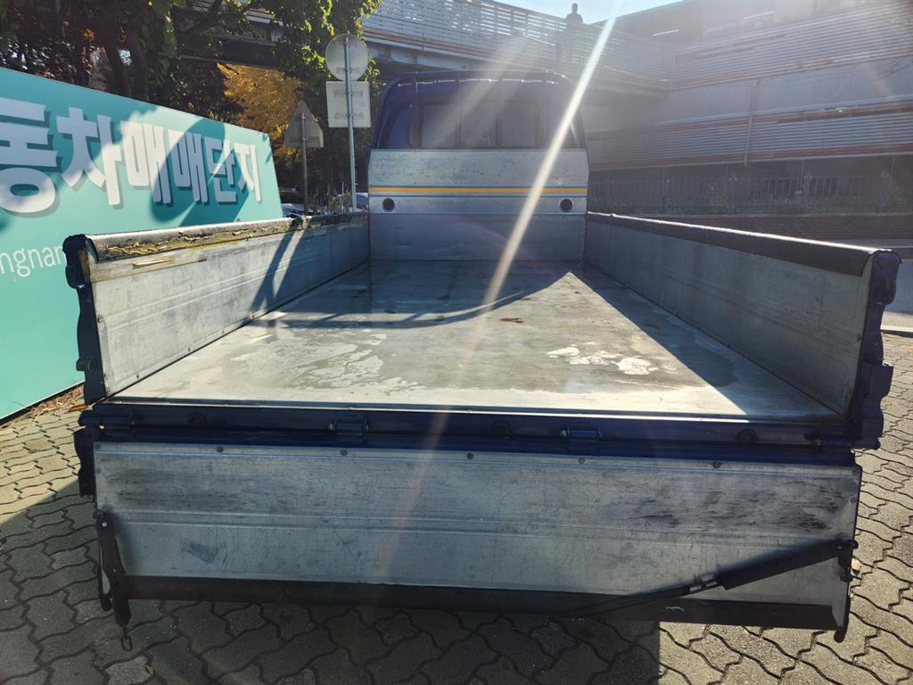 기아 봉고3 1.2톤 카고 8