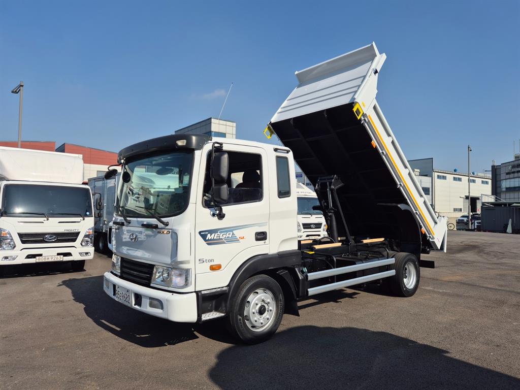 현대 메가트럭 화물덤프 5톤 11