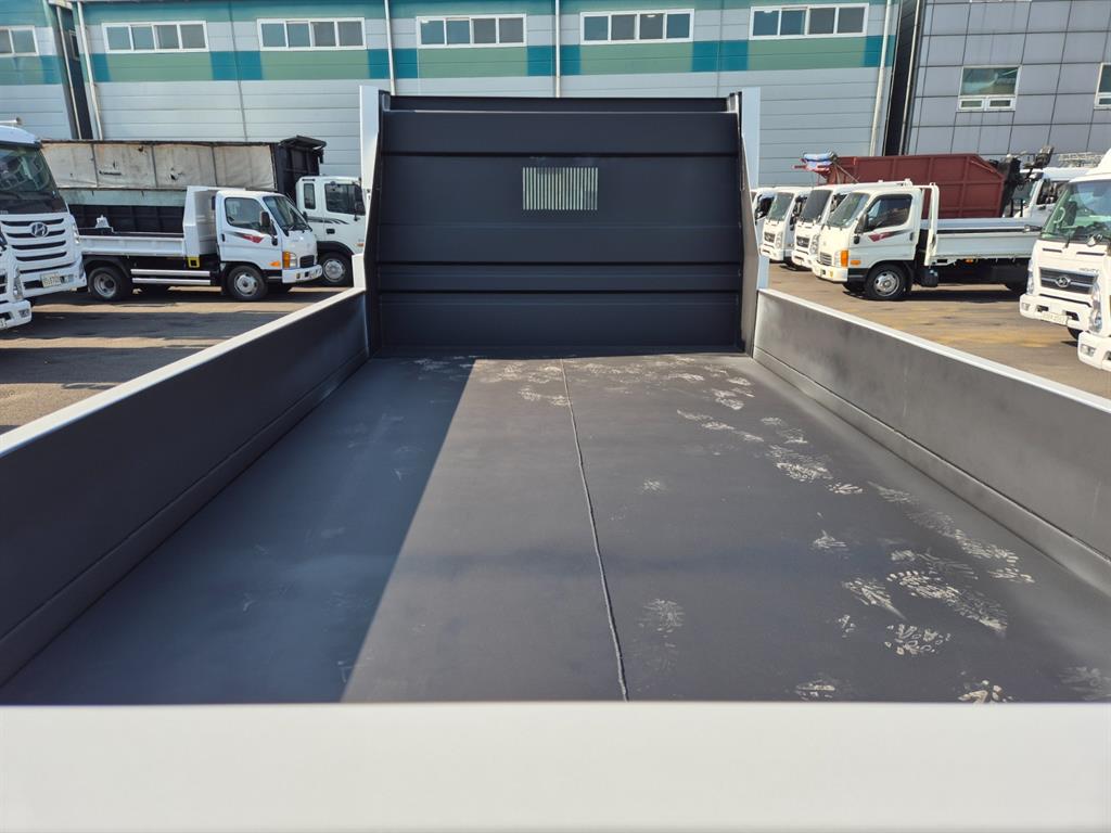 현대 메가트럭 화물덤프 5톤 5