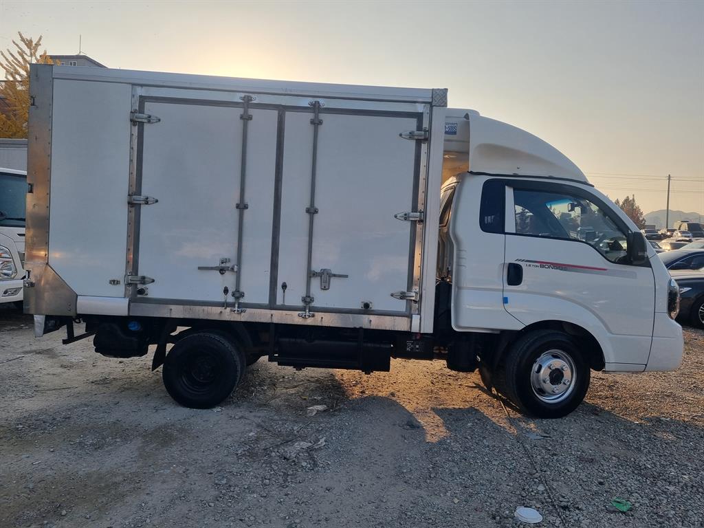 기아 봉고3 1.2톤 냉동탑 2