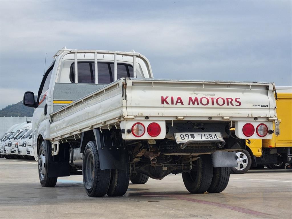 기아 봉고3 1.2톤 카고 3